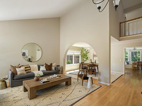 4th image of 1263 Simmons Lane