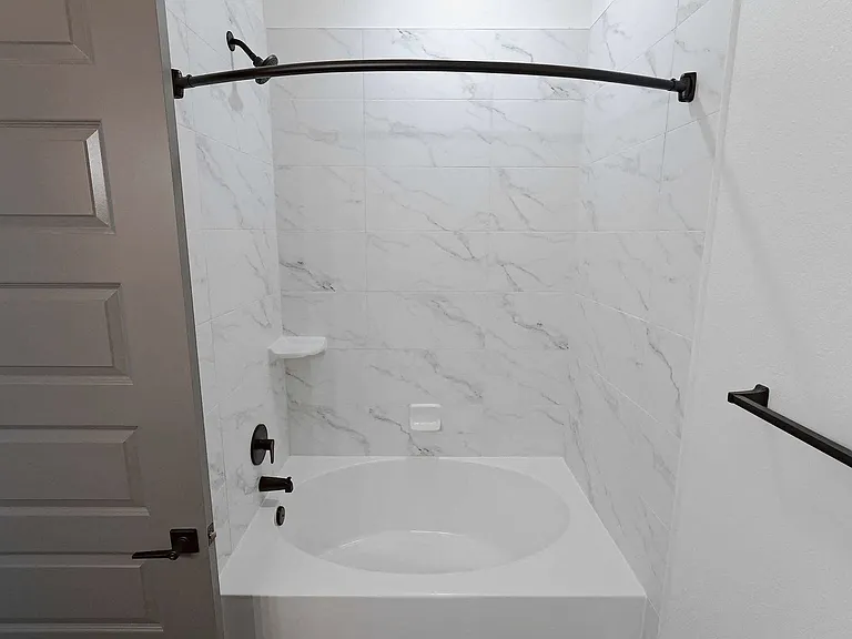 Linz Luxury Living — Photo 156