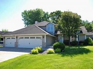 243 Revere Ct N, Champlin, MN 55316