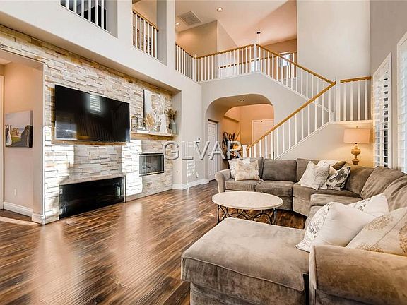 5th image of 10410 Calico Pines Ave