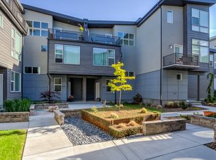 1043 W Soho Dr, Midvale, UT 84047