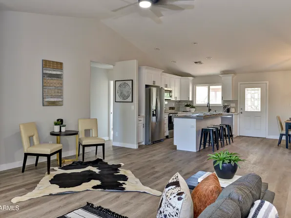 43208 N 12TH Street, New River, AZ 85087