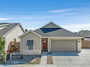 9717 Cobble Creek Dr, Shafter, CA 93263