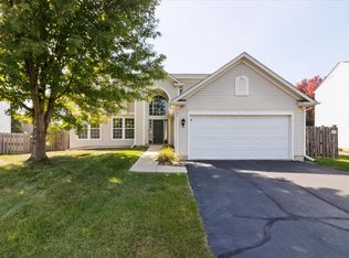 105 Forsythia St, Bolingbrook, IL 60490