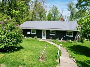 3201 Parkland Dr SW, Carrollton, OH 44615