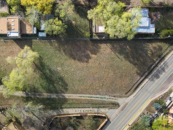 4th image of Kit Carson Rd