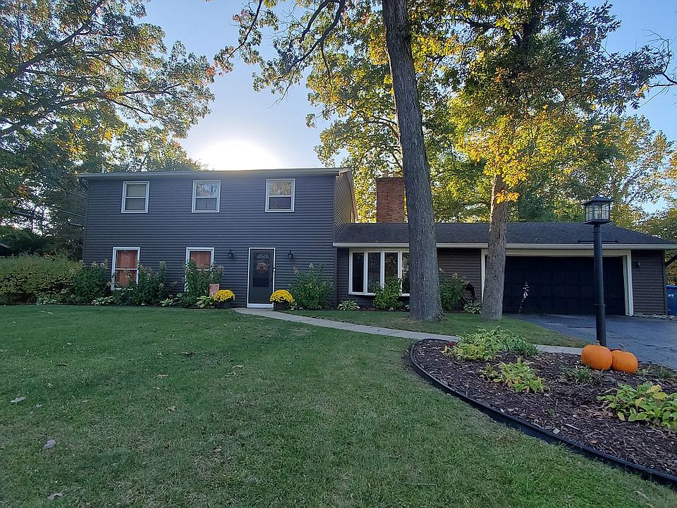 1st image of 54709 Windingbrook Dr