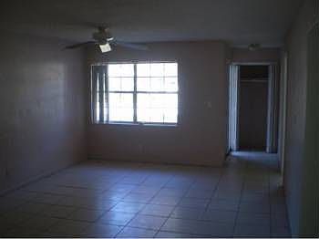 5th image of 7502 NW 44th Ct