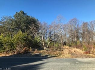 4501 Robbins Rd, Jonesville, NC 28642