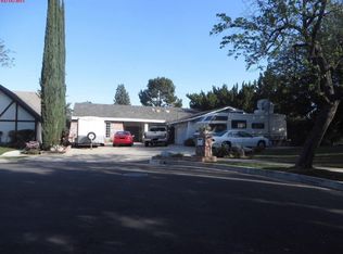 17003 Calahan St, Northridge, CA 91325