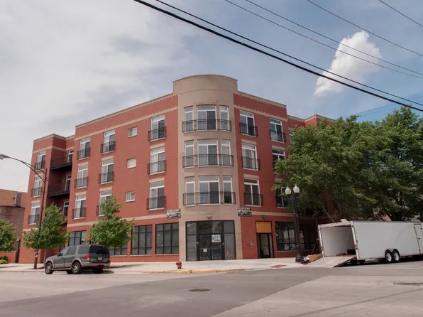 2520 S Oakley Ave Unit 207, Chicago, IL 60608