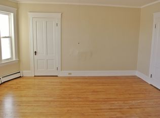 140 Redstone Hill Rd APT 2, Sterling, MA 01564