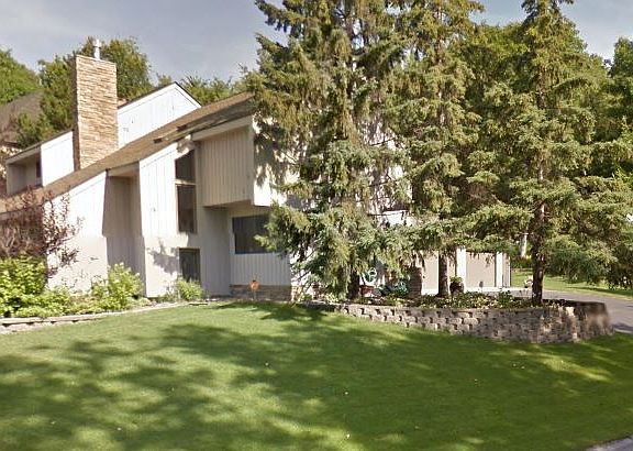 4th image of 3705 Rosewood Ln N