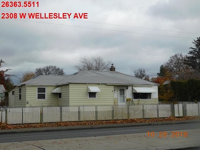 1st image of 2308 W Wellesley Ave