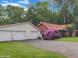 489 Route 402, Hawley, PA 18428
