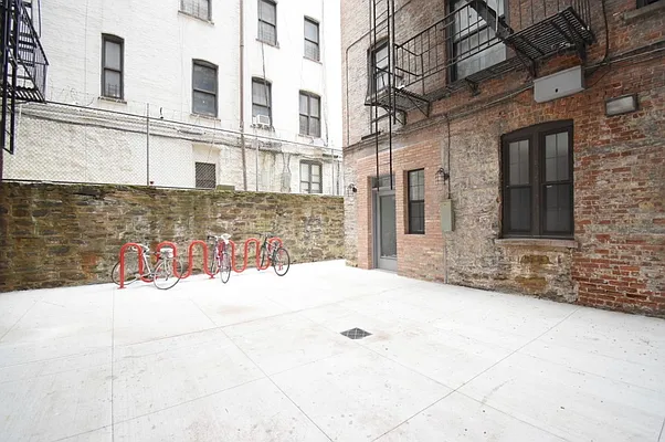 Rented by Skyward | media 23