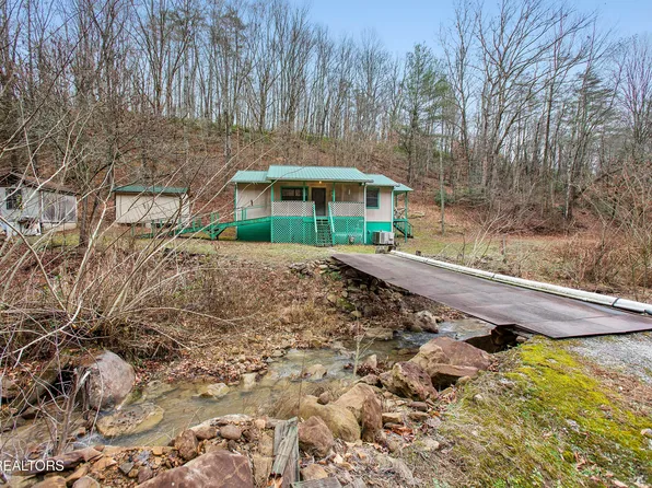 176 Pearly Ward Ln, Caryville, TN 37714