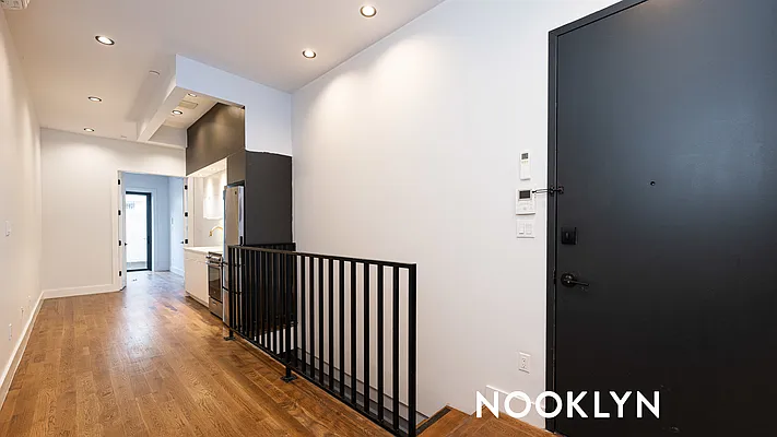 Rented by Nooklyn NYC LLC | media 4