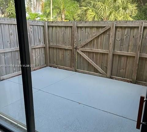 5th image of 203 Palm Way #203