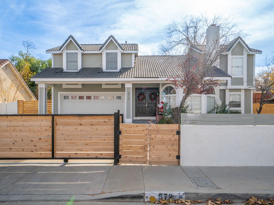 1st image of 572 Orangewood Ct