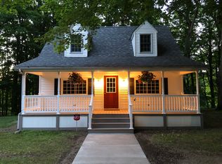 9286 Sandrock Rd, Eden, NY 14057