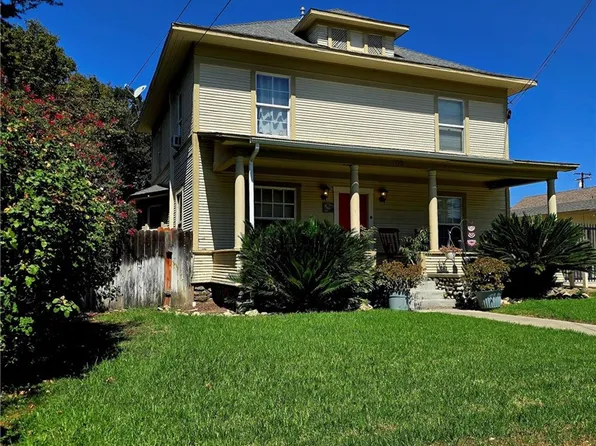 403 N Campus Ave, Upland, CA 91786