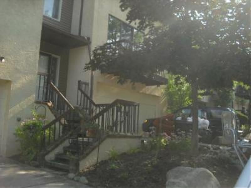 1st image of 148 Lake Terrace Dr