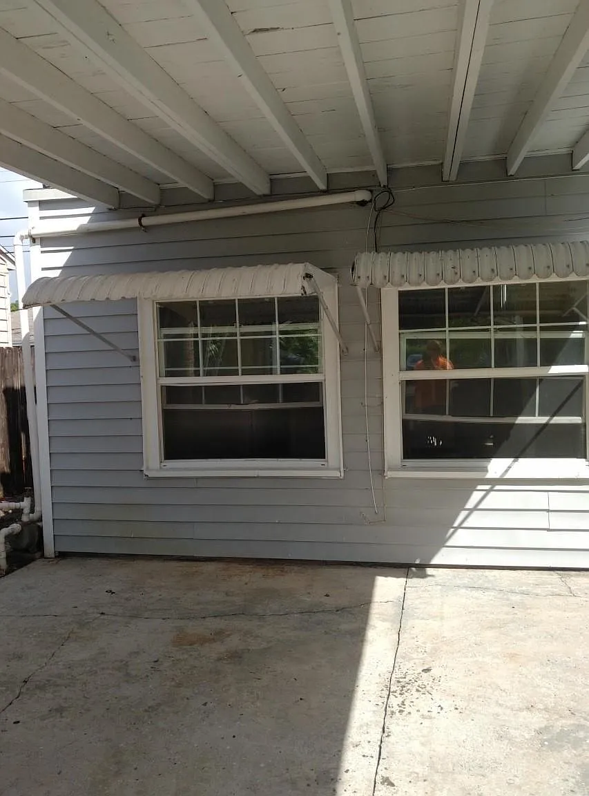 1 bed, 1.5 bath, 700 sqft, $1,700 — Photo 2