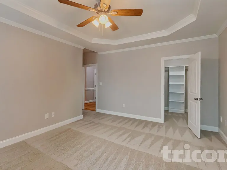 70 Hilldebrant Dr — Photo 7