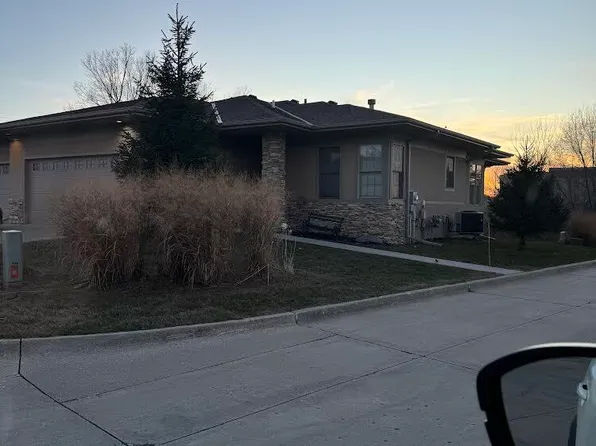 1503 Golden Aspen Dr, Ames, IA 50010