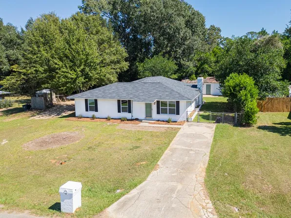 1224 Nixon Dr, Albany, GA 31705