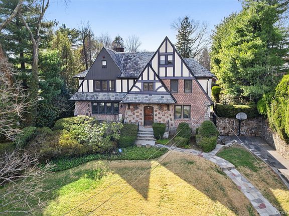 2nd image of 44 Fenimore Road