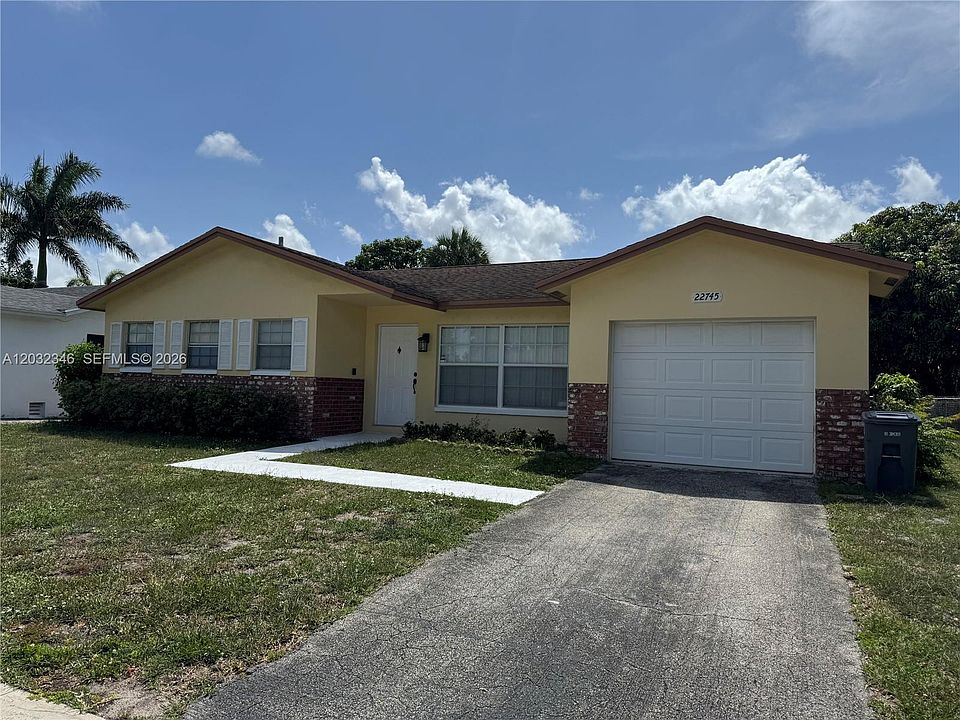1st image of 22745 SW 65th Way
