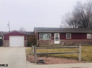 29 Chinoe Rd, Gering, NE 69341
