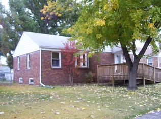 502 Doerr St, Roxana, IL 62084