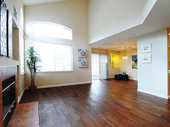 3rd image of 6228 Tibouchina Ln