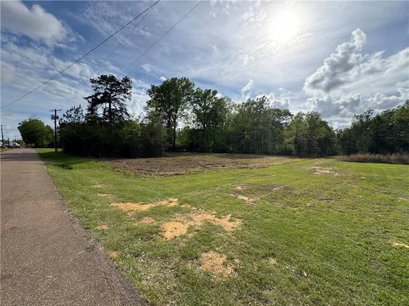 1203 Love St, Brookhaven, MS 39601