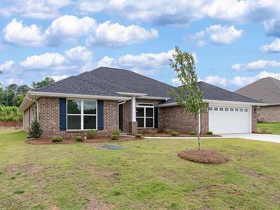 2nd image of 704 Jamestown Cir