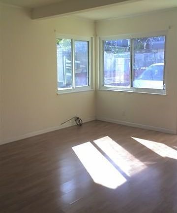 5th image of 315 Montalvin Dr