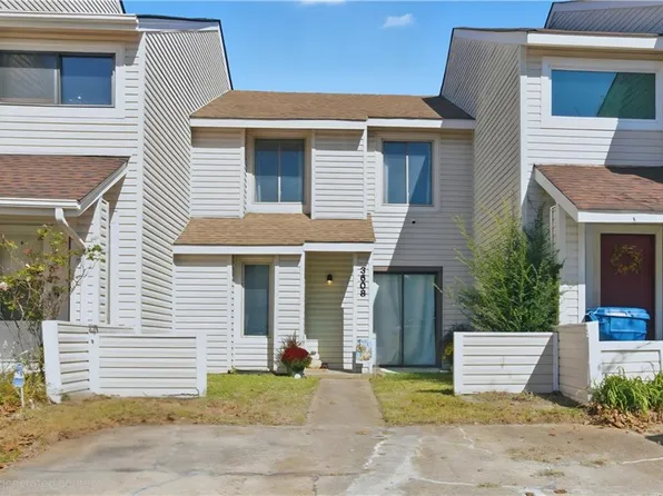 3608 Smokey Chamber Dr, Virginia Beach, VA 23462