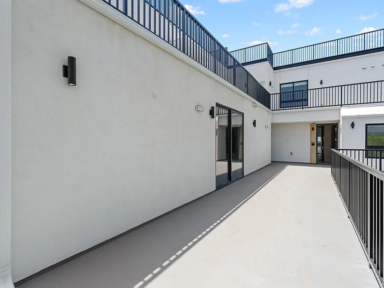 1808 Lincoln Blvd — Photo 16