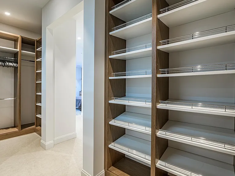 401 Royal Plaza Dr — Photo 35