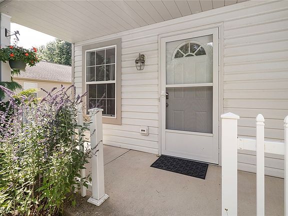 4th image of 3995 Marsh Creek Ln