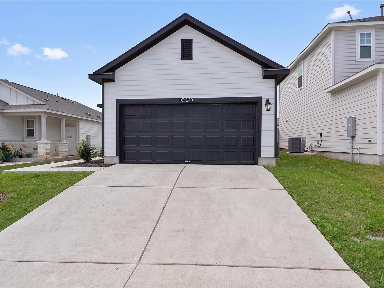 4 bed, 2.0 bath, 1531 sqft, $2,100 — Photo 2