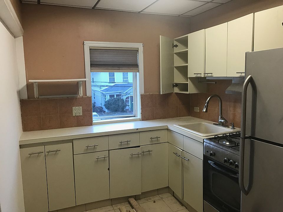 1st image of 8537 94th St #2FL