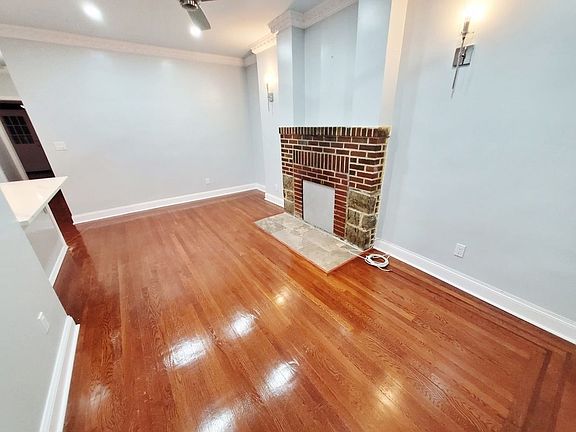 3rd image of 33-22 58th St #2EE