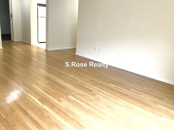 5th image of 135 Coolidge St #205