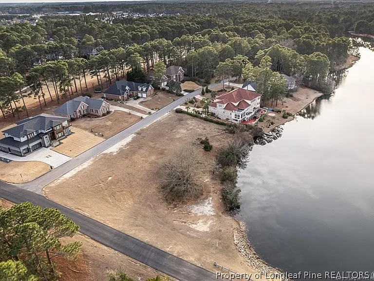 6821 Thames Dr — Photo 39