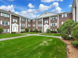 132 Parker St APT H5, Acton, MA 01720
