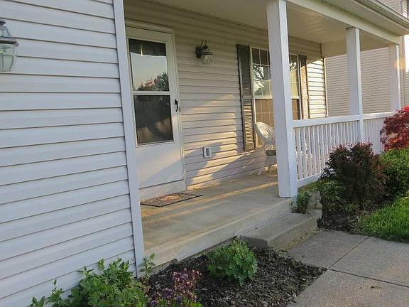 2nd image of 863 Lakeland Dr